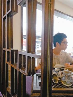 深大學(xué)生香港坐牢記