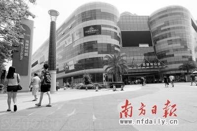 <a href=http://www.32tj.com/shenzhen/ target=_blank class=infotextkey>深圳</a>商圈一路向西