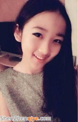 12歲小學(xué)生打扮成20歲引熱議 看00后逆襲成功(圖)