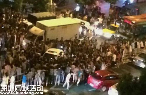 女司機(jī)撞人致死不愿下車 與路人對罵