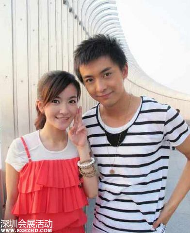 李晟的男朋友是李佳航 李晟張睿結(jié)婚現(xiàn)場 李晟個人資料