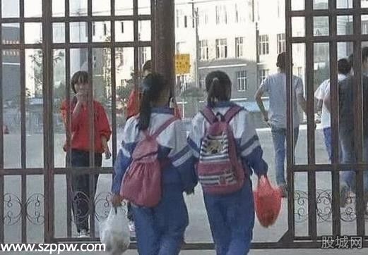 女生疑遭強(qiáng)迫賣淫