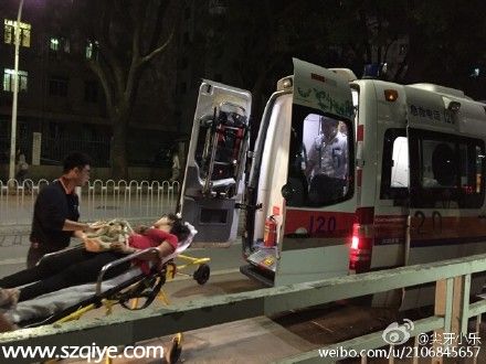 快訊：上梅林地鐵一女乘客暈倒已緊急送醫(yī)