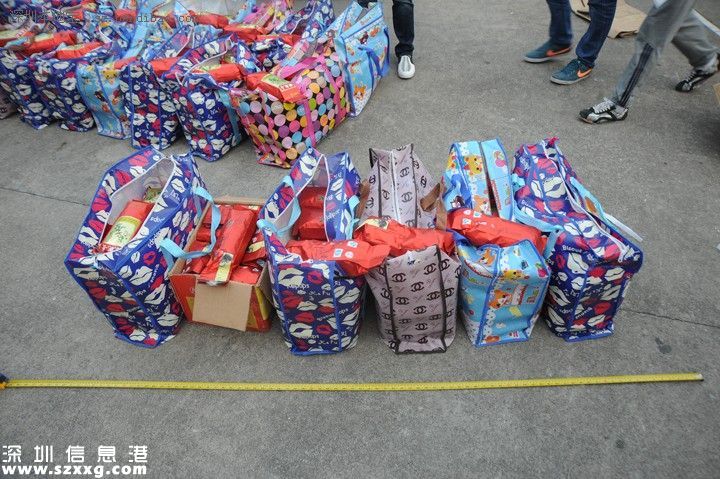 <a href=http://www.32tj.com/shenzhen/ target=_blank class=infotextkey>深圳</a>(www.32tj.com)破獲販毒案 3天內抓捕11人繳獲毒品逾5公斤