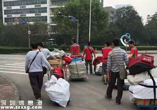 <a href=http://www.32tj.com/shenzhen/ target=_blank class=infotextkey>深圳</a>交警：快遞大企業(yè)現(xiàn)在運(yùn)轉(zhuǎn)很正常