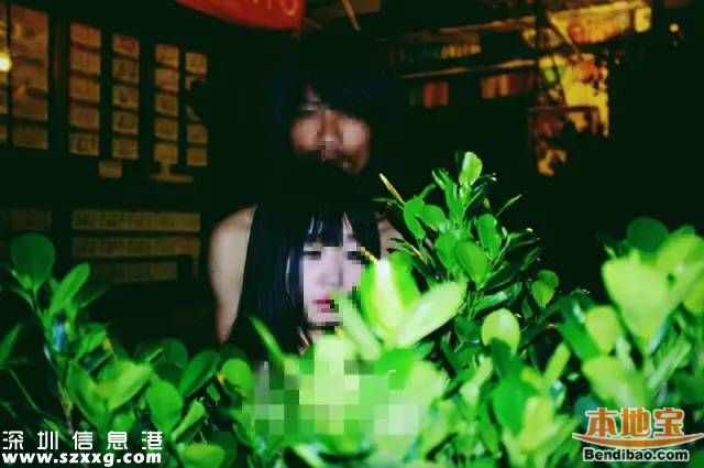 情侶大理街頭拍裸照 照片主角微博被攻陷(圖)