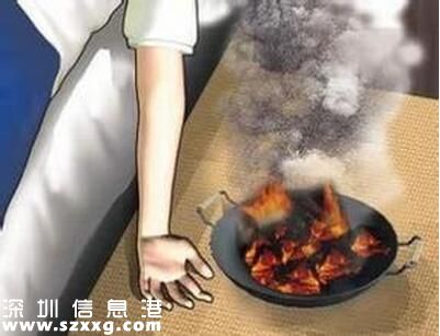 小伙駕照未過自殺