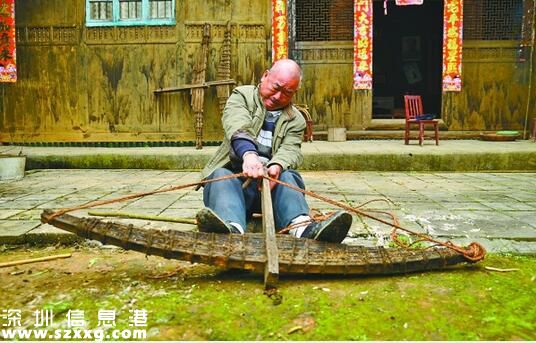 農(nóng)戶家藏百年巨弩