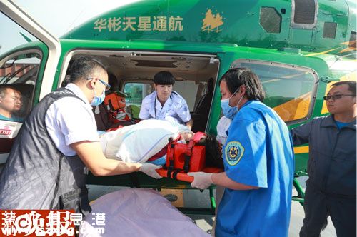 騎馬摔傷飛機救援 北京女子河北壩上草原騎馬不慎摔傷