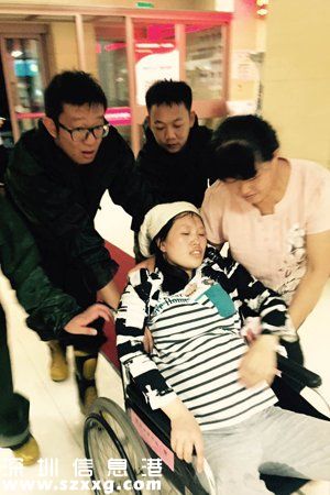 懷孕女子被送到醫(yī)院