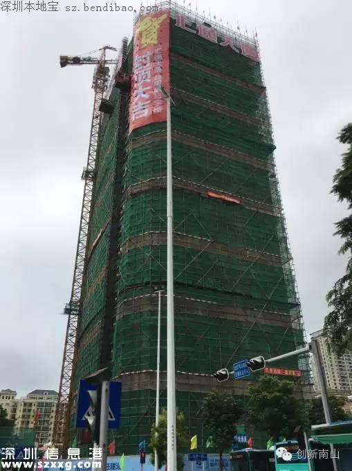 深圳最大立體停車塔群封頂 可提供500個停車位