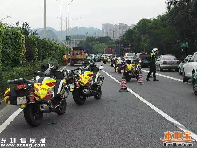 <a href=http://www.32tj.com/shenzhen/ target=_blank class=infotextkey>深圳</a>女子于老公吵架后 酒駕撞廢一輛的士