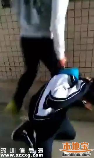 深圳初中生被逼下跪自扇巴掌 自稱舉報保護費后遭圍毆