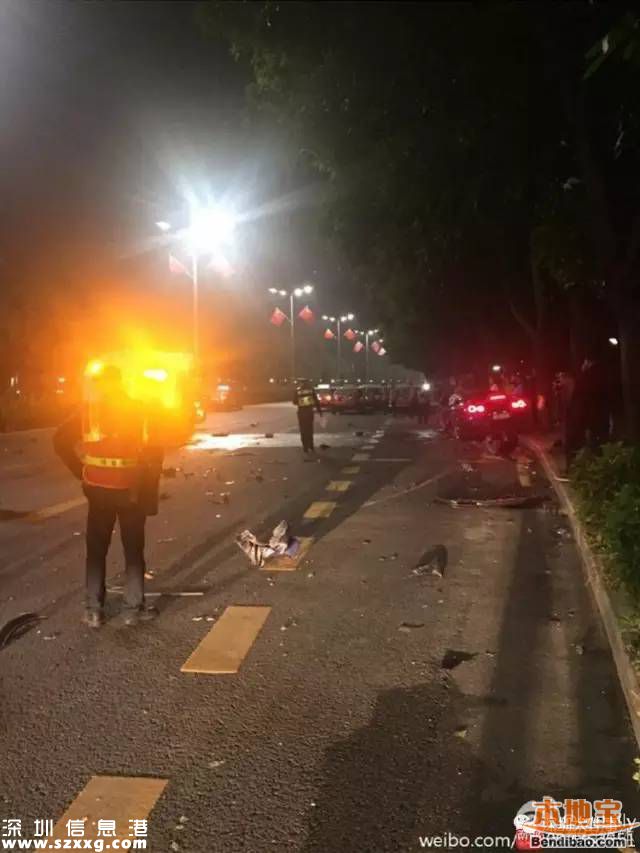 深圳百萬(wàn)跑車(chē)撞成廢鐵 司機(jī)回家睡覺(jué)