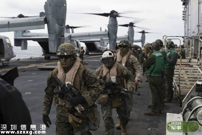 真會玩！美軍乘軍艦東海上打高爾夫(組圖)