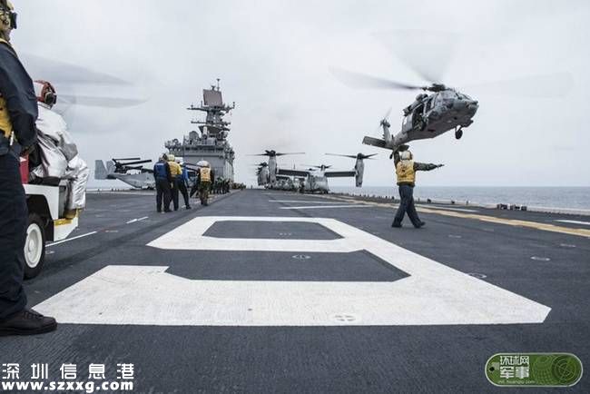 真會玩！美軍乘軍艦東海上打高爾夫(組圖)